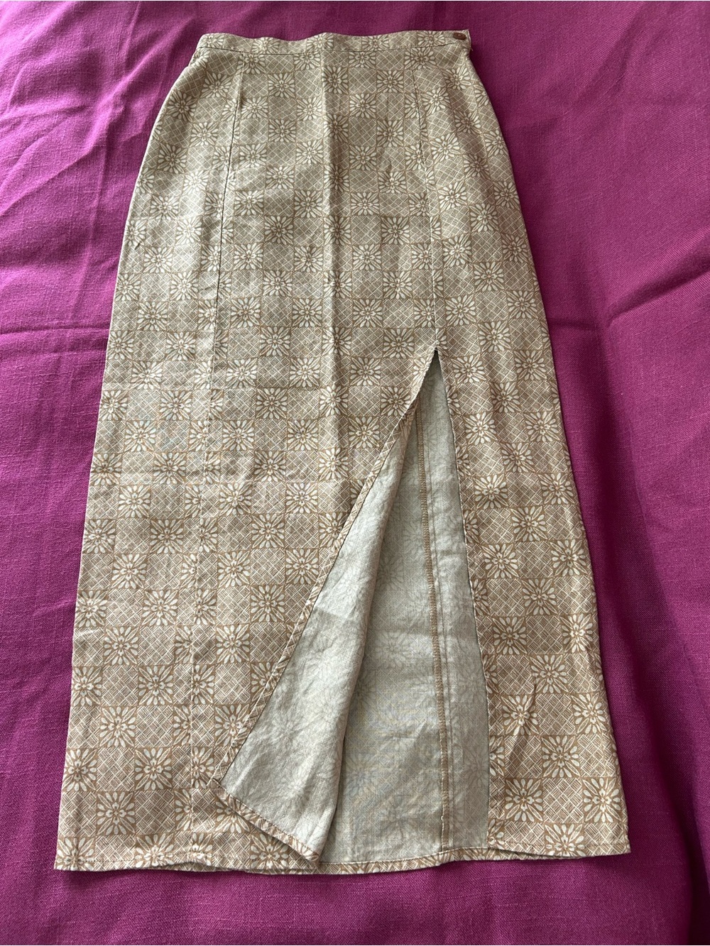 GAP Beige Floral-Geo Maxi Skirt with Front Slit 100 Linen